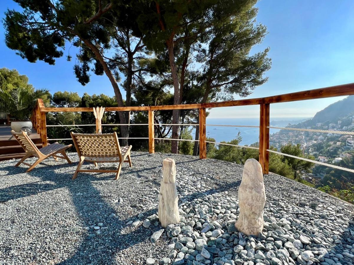 Folie Villa