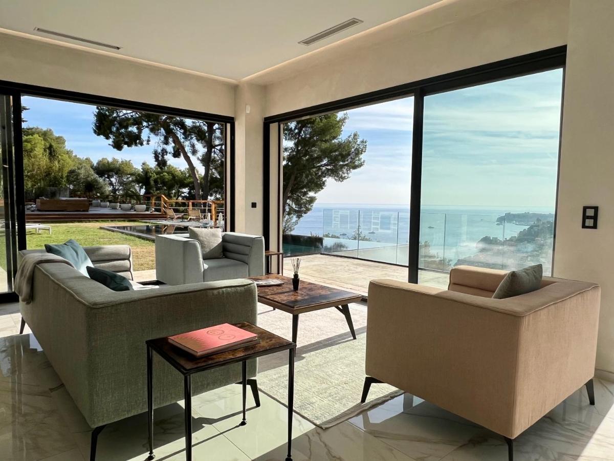Folie Villa *